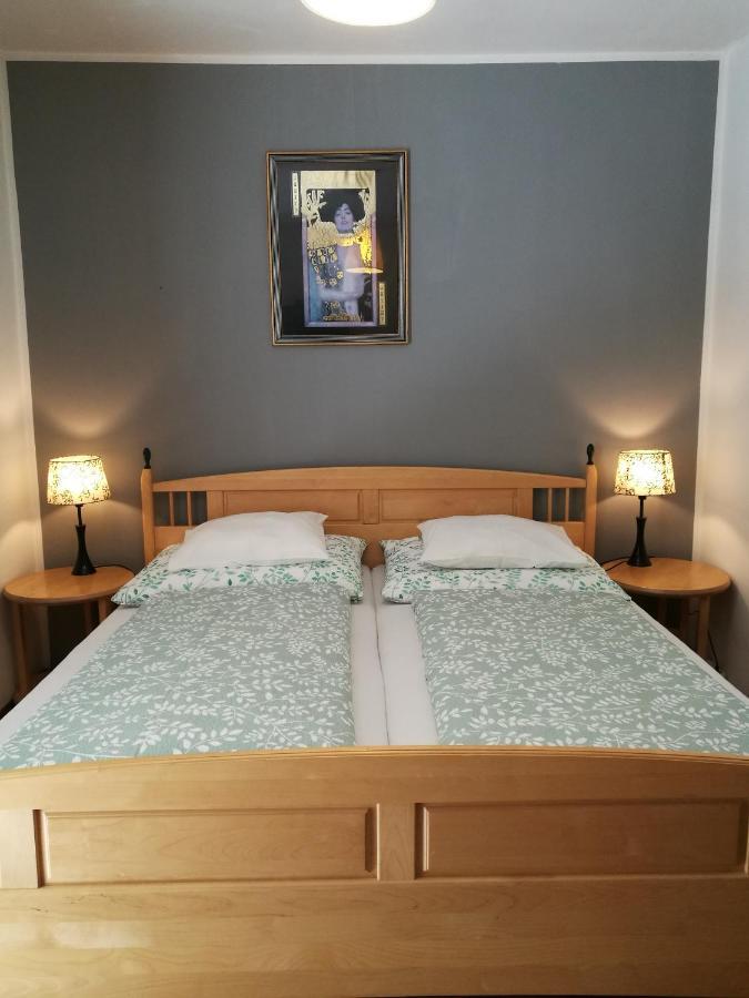 Gaestezimmer & Apartment Mayrhofer 바이트호펜 안 데어 입스 외부 사진