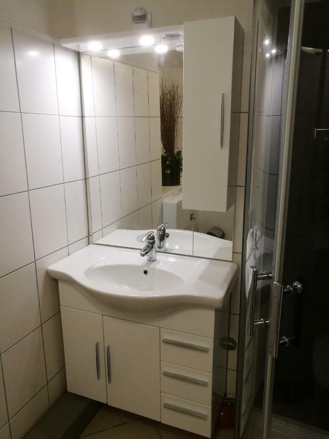 Gaestezimmer & Apartment Mayrhofer 바이트호펜 안 데어 입스 외부 사진